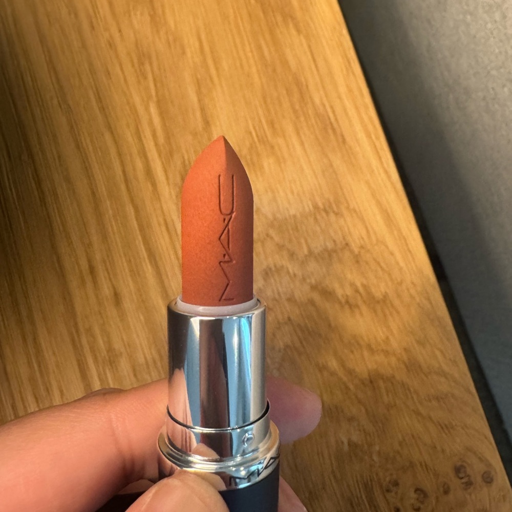 MAC Matte Lipstick bundle - Picture 14 of 16